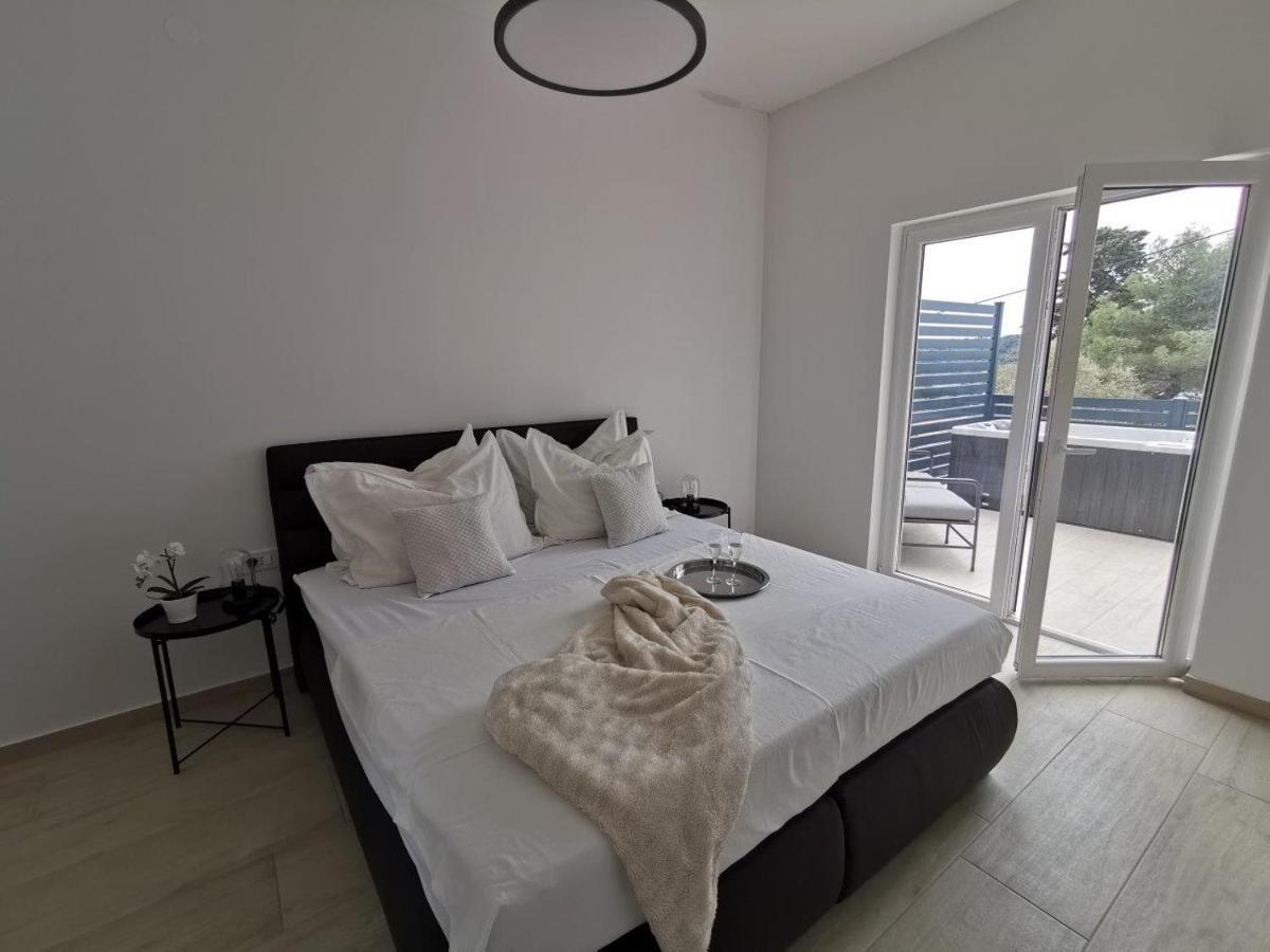 מאלי לוסיניי Villa Poljana מראה חיצוני תמונה