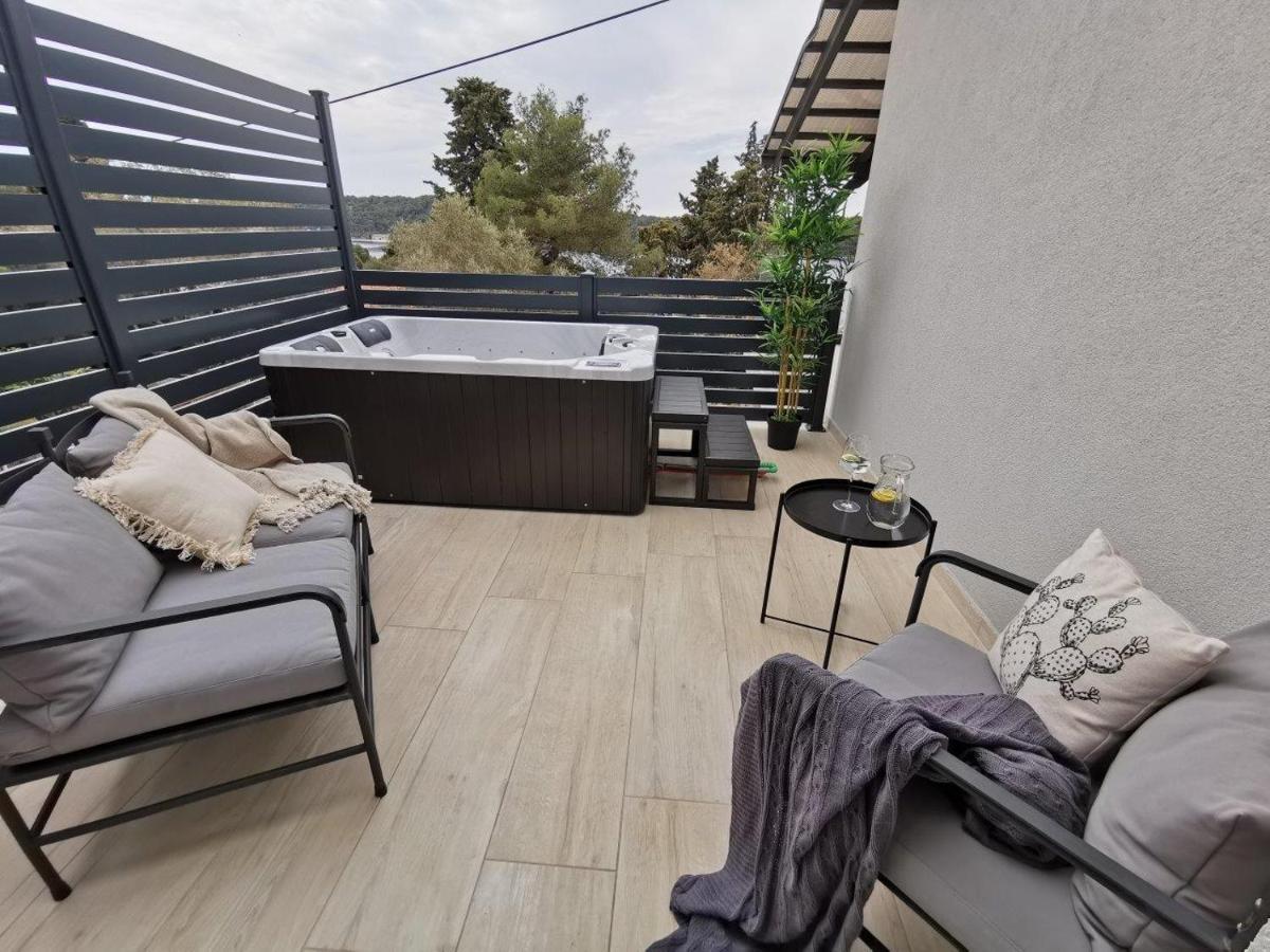 מאלי לוסיניי Villa Poljana מראה חיצוני תמונה
