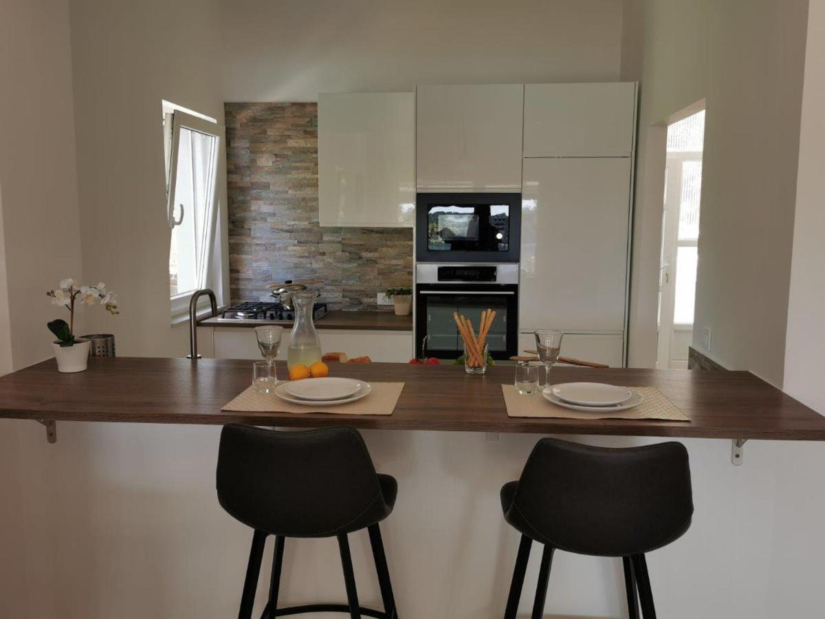 מאלי לוסיניי Villa Poljana מראה חיצוני תמונה
